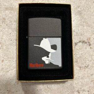 Zippo Marlboro Cowboy Black Matte Lighter c. 1992 - NIB - never lit